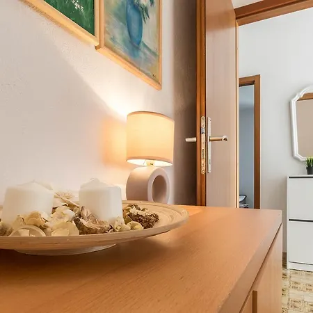 Marina Apartment Mimice
