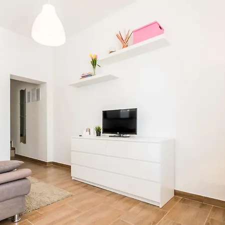 Marina Apartment