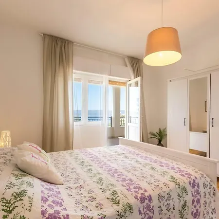 Marina Apartment *